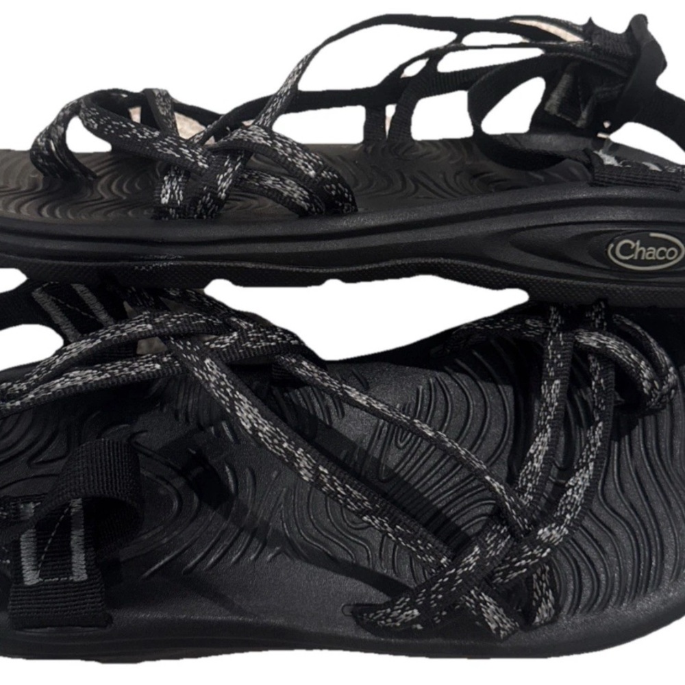 Chaco Black Sport Sandals with Adjustable Straps women’s size 11